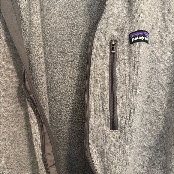 Men’s Patagonia. Hooded fleece sweater. Size large. Full zip. Gray - Picture 2 of 5